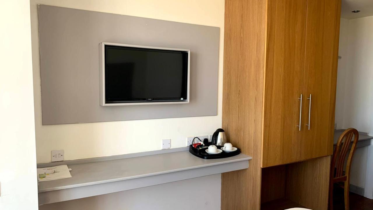 Skye Oceans Hotel Блекпул Екстериор снимка