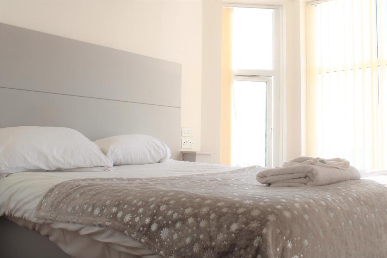 Skye Oceans Hotel Блекпул Екстериор снимка