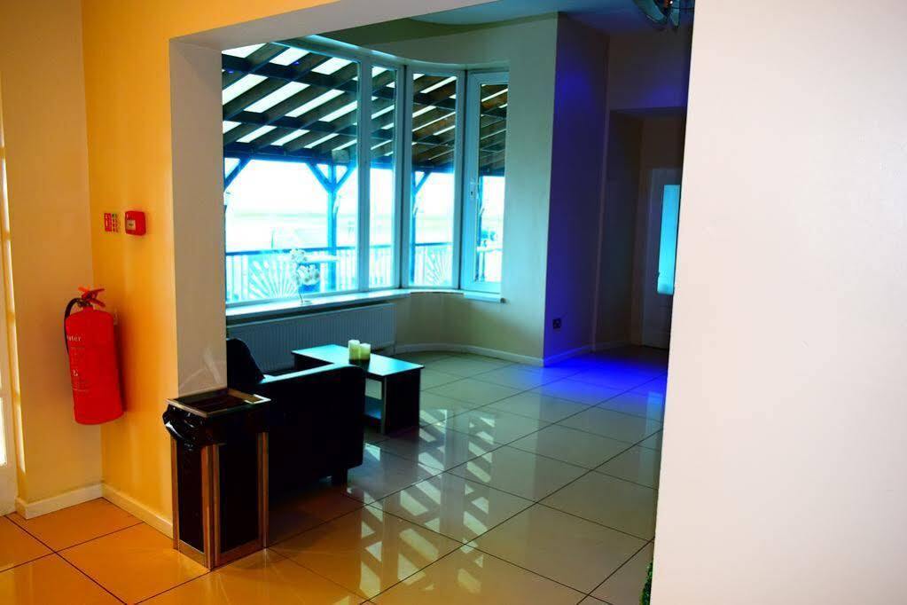 Skye Oceans Hotel Блекпул Екстериор снимка